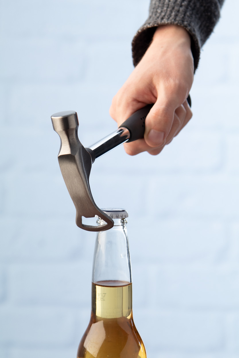 Feierabendhammer mit Flaschenöffner